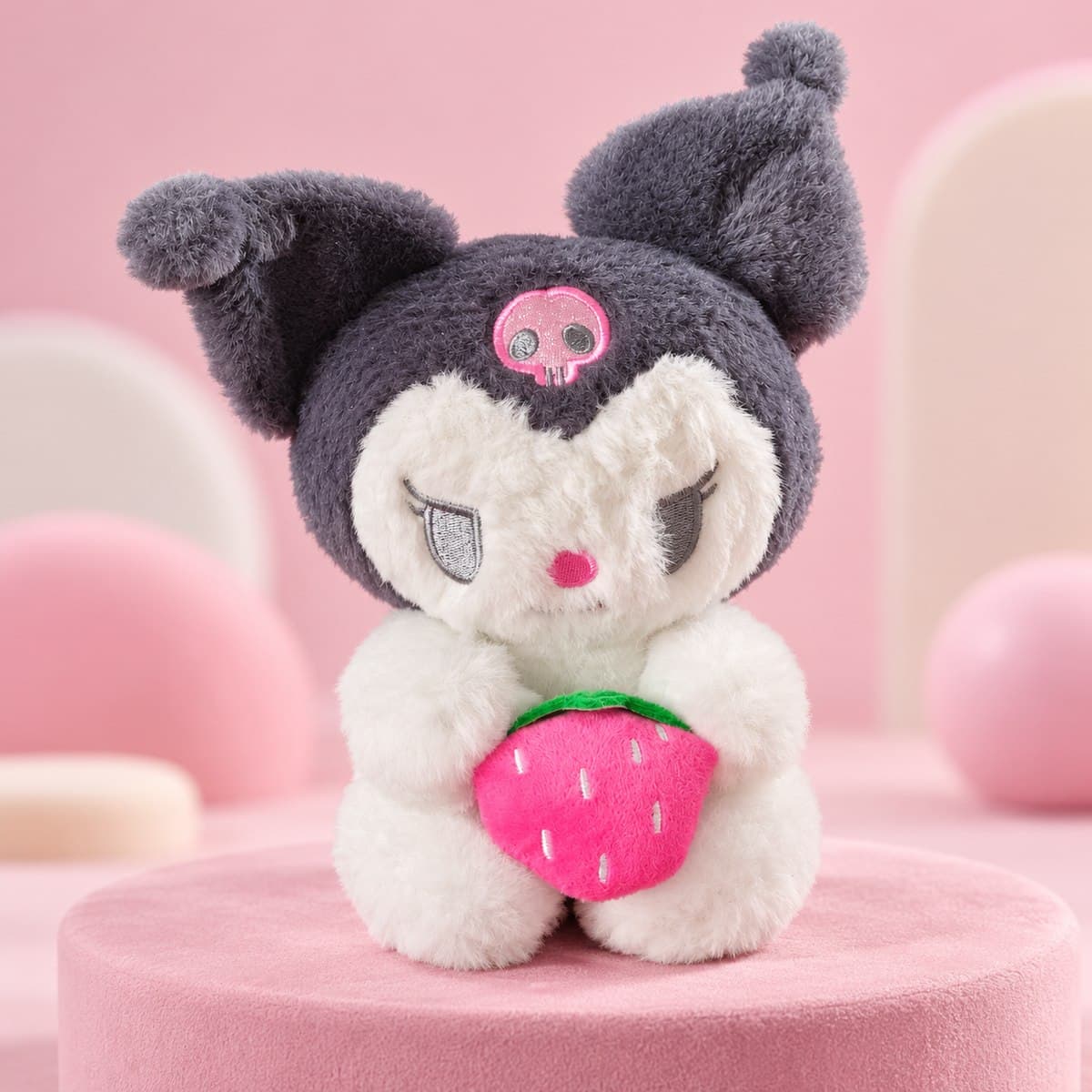 Peluche Kuromi con frutilla - foto 2