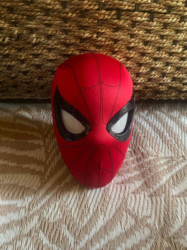 Máscara Spider-Man Roja Electrónica con Ojos Móviles