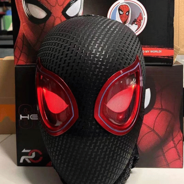 Máscara Miles Morales Premium con Ojos Móviles